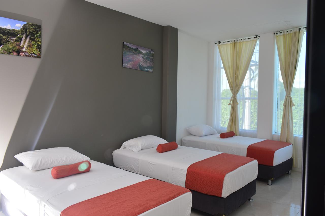 Hotel Confort Ariari Granada  Esterno foto