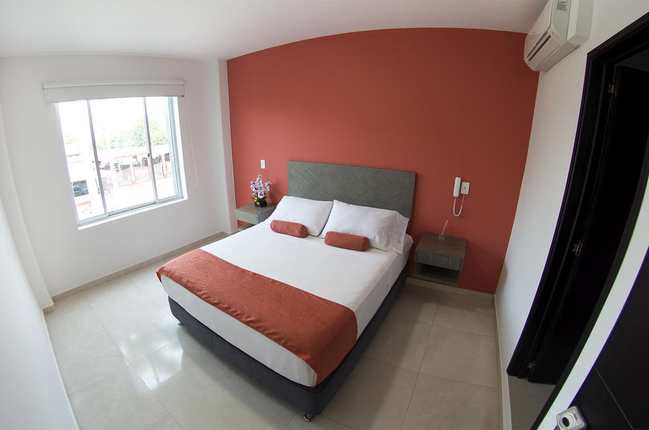 Hotel Confort Ariari Granada  Esterno foto